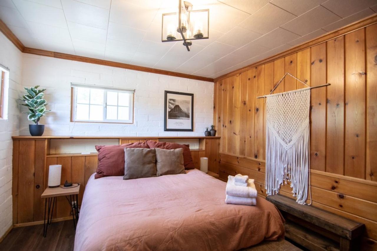 Lake Front Cabins June Lake Exterior photo
